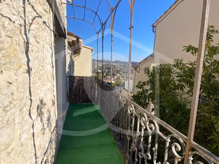 2 pièces refait à neuf - village de la colle sur loup