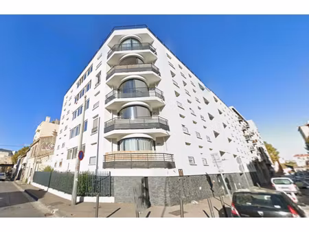 appartement marseille 3 pièce(s) 50.80 m2 terrasse