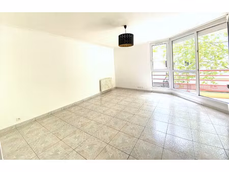 appartement 3 pièces  65.78 m2 - montigny-le-bx