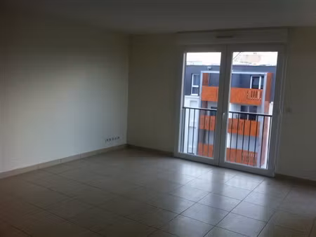 location t2 rodez bourran sans frais d'agence