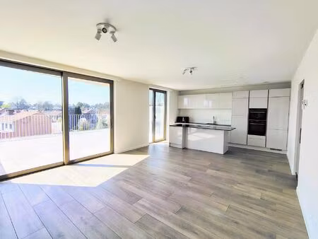 appartement à louer à jozef de keyzerstraat 10 wezembeek-oppem (vbe49635)