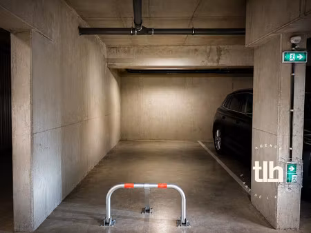 place de parking sécurisée en sous-sol – domaine de canastel