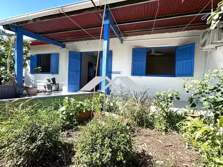 maison avec vue mer - sainte-anne - terrasse et dépendance