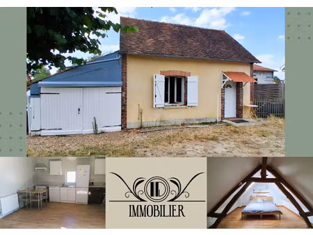 maison de village garage et cour