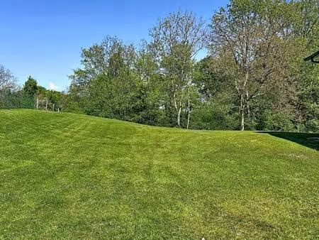 terrain constructible viabilisé à vendre