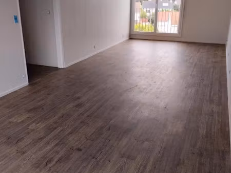 location appartement 2 pièces 63 m² à nantes (44000)  800 €