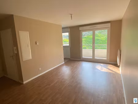 location appartement 2 pièces 46 m² à rouen (76000)