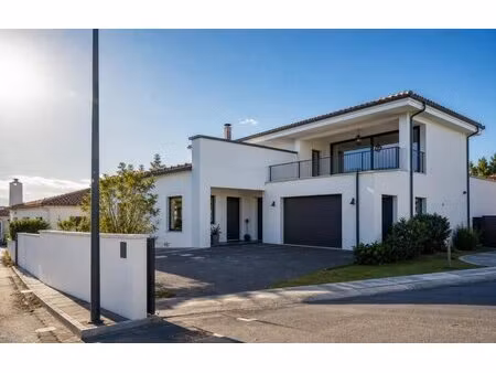 magnifique villa avec piscine