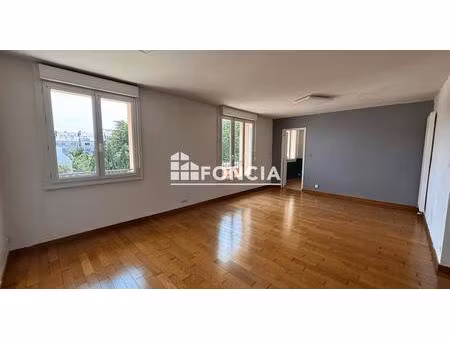 appartement t3 - centre ville à pied - garage