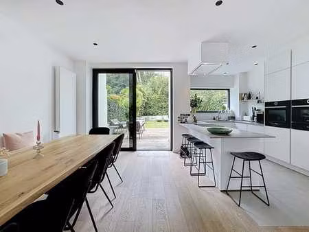 st-job– maison 3 chambres avec jardin  terrasse et garage