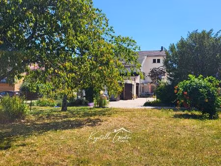 maison 170 m² utiles  terrain arboré  dépendances