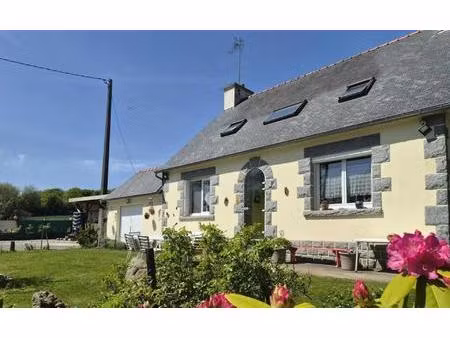 superbe néobretonne sur le secteur de kerien pour les amoureu de la nature
