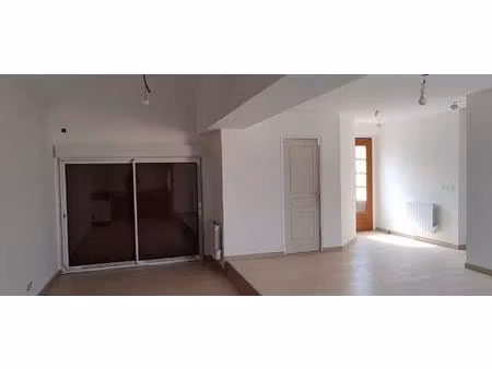 maison plein pied renovée avec gout à tours !