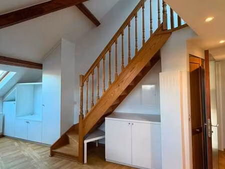 duplex lumineux et meublé