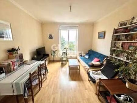 location appartement 3 pièces à brest (29200) : à louer 3 pièces / 66m² brest