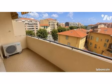 appartement 2 pièces 54 m²