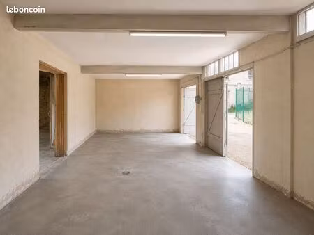 a vendre maison de ville place wilson