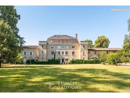 appartement 4 pièces 111 m²