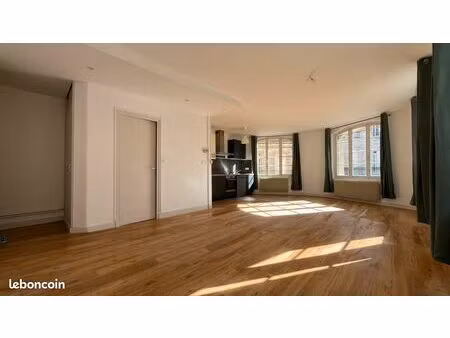 appartement t4 de 100 m²