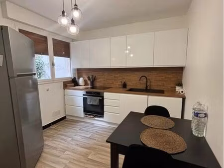 appartement charges comprises  orienté plein sud