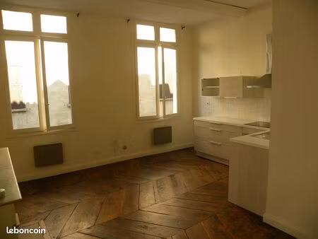 appartement t2 bis centre