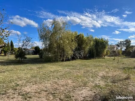 terrain 480 m² la lande de fronsac