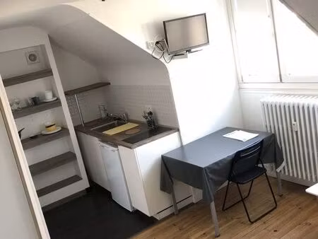 grand studio meublé - thionville centre 17 m² - proche gare - idéal frontalier