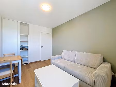 studio 1 pièce 19 m²