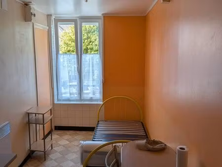 loue chambre meublée centre ville calais