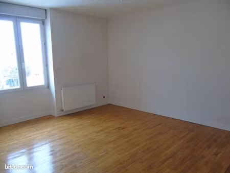 bel appartement de 62 m2 à chaumont