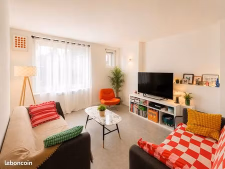 grand duplex 72 m² – 2 chambres – proche métro grand place