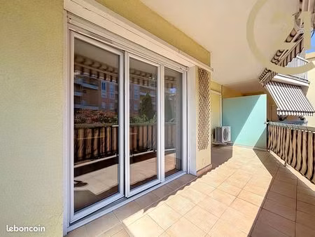 appartement 3 pièces 64 m²