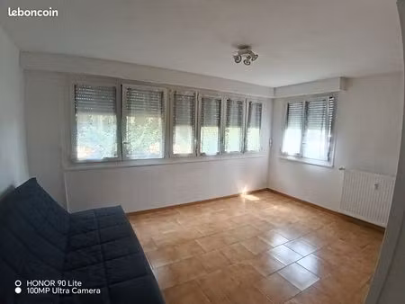 studio 1 pièce 25 m² mont-saint-aigna
