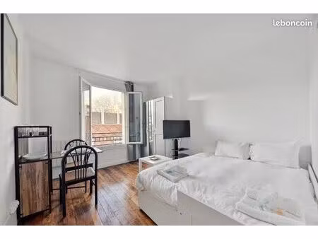 studio 1 pièce 22 m²