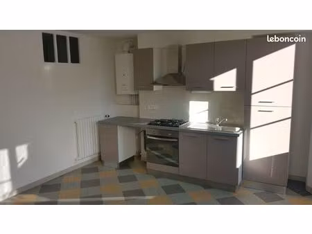 maison 2 pièces 65 m²