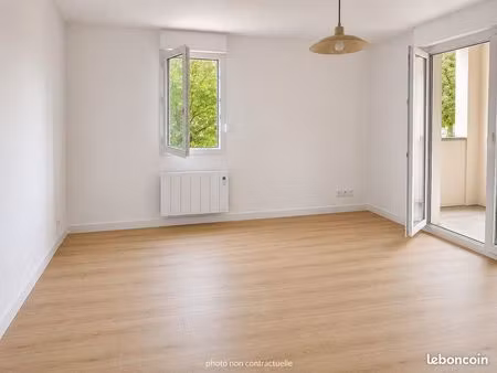 t2 entièrement rénové avec terrasse  parking et cave – toulouse pouvourville