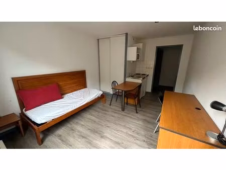 studio 1 pièce 19 m²