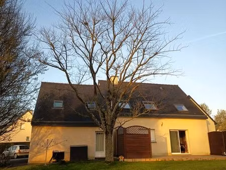 loue chambre meublée