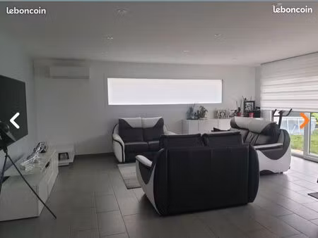 maison avec jardin dans lotissement calme