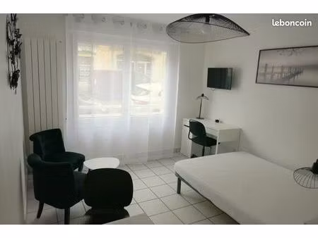 grand studio design avec parking privatif