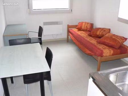 studio 1 pièce 19 m²