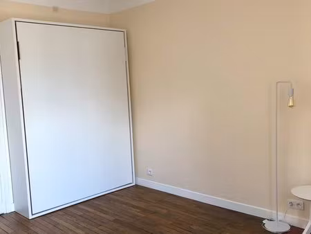studio meublé