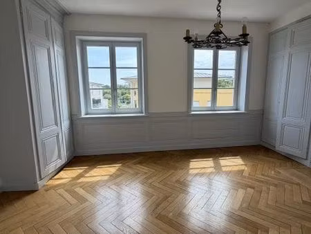 appartement 4 pièces 99 m²