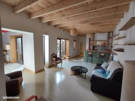 maison avec garage et terasse