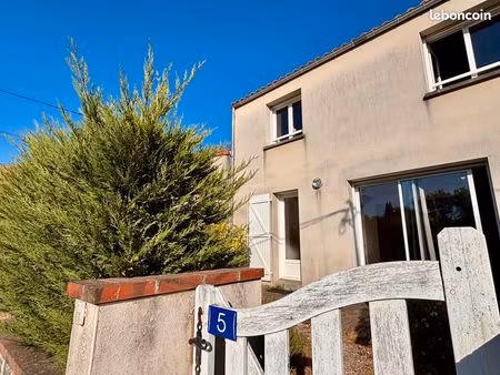 à louer – château-thébaud - maison familiale de 112 m² avec terrasses et parking privé