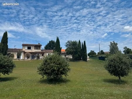 location meublée de moyenne durée (1 à 10 mois)