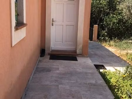 a louer-beau t2 meublè dans villa