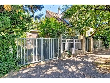maison 4 pièces avec un jardin à villefranche sur saône
