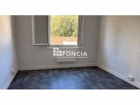 grenoble rue le brix  à vendre appartement t1 bis de 33 79 m²  tbe  dpe classe d