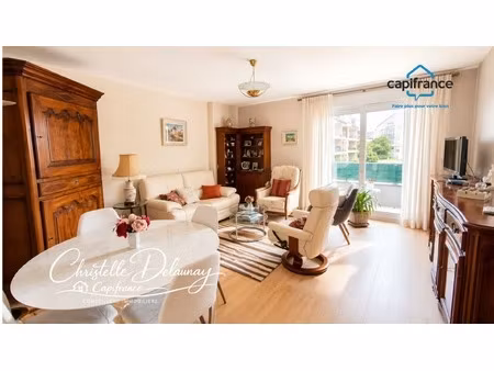 appartement t4 lumineux avec balcons – vern-sur-seiche